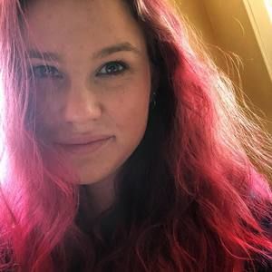 Meet your Posher, Briana